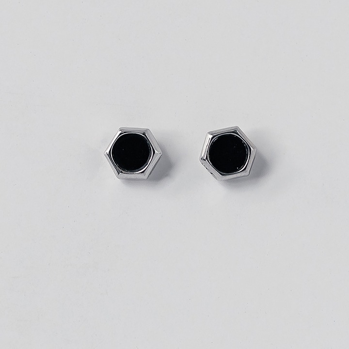 육각오닉스 귀걸이 자석 귀찌 ATEEZ 에이티즈 정우영 착용