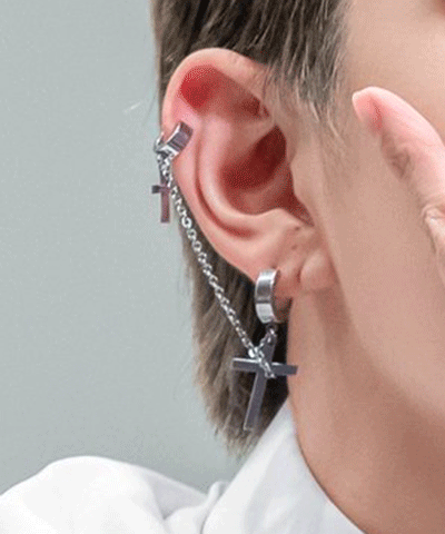 탄시드 원터치 귀걸이 에이티즈 ATEEZ 홍중 우영 착용
